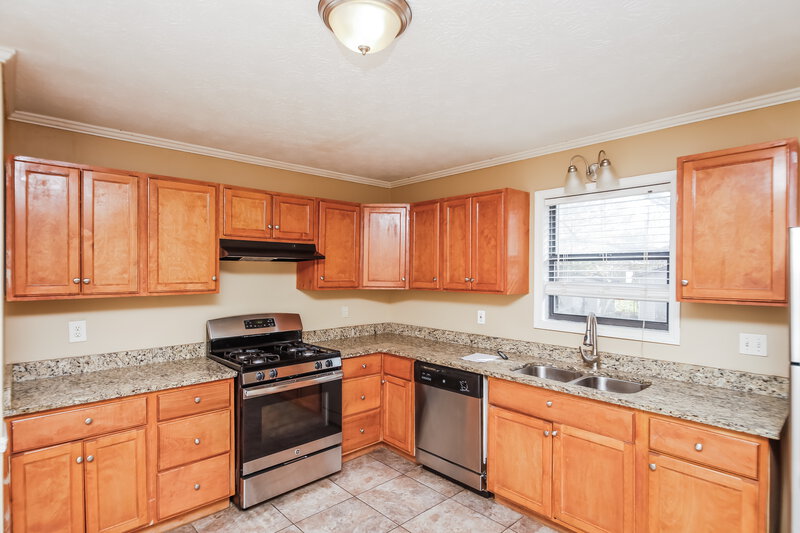 1,955/Mo, 3175 Pinto Dr Powder Springs, GA 30127 Kitchen View