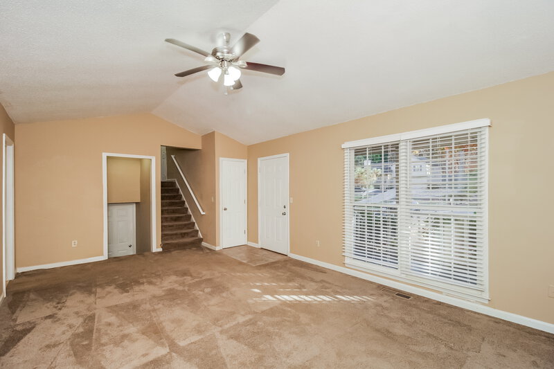 1,620/Mo, 5357 Muirwood Pl SW Powder Springs, GA 30127 Living Room View 4