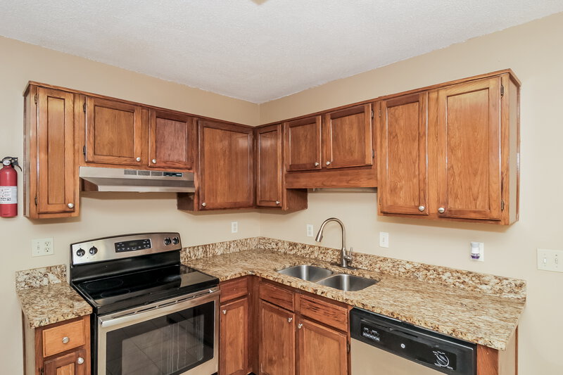 1,620/Mo, 5357 Muirwood Pl SW Powder Springs, GA 30127 Kitchen View 2