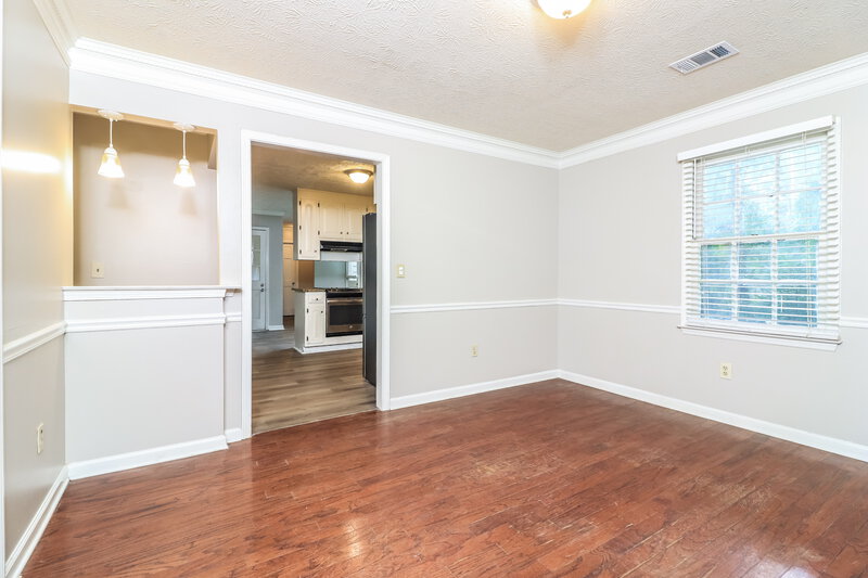 1,960/Mo, 4818 W McEachern Woods Dr Powder Springs, GA 30127 Dining Room View