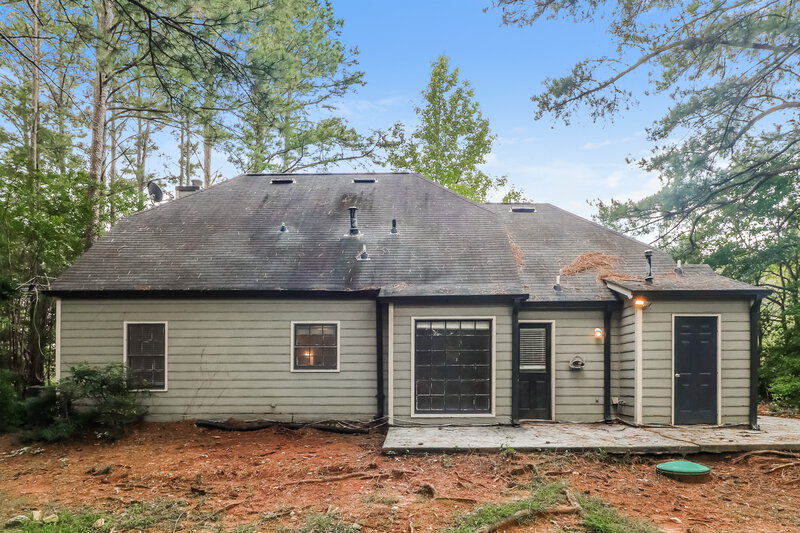 1,960/Mo, 4818 W McEachern Woods Dr Powder Springs, GA 30127 Rear View