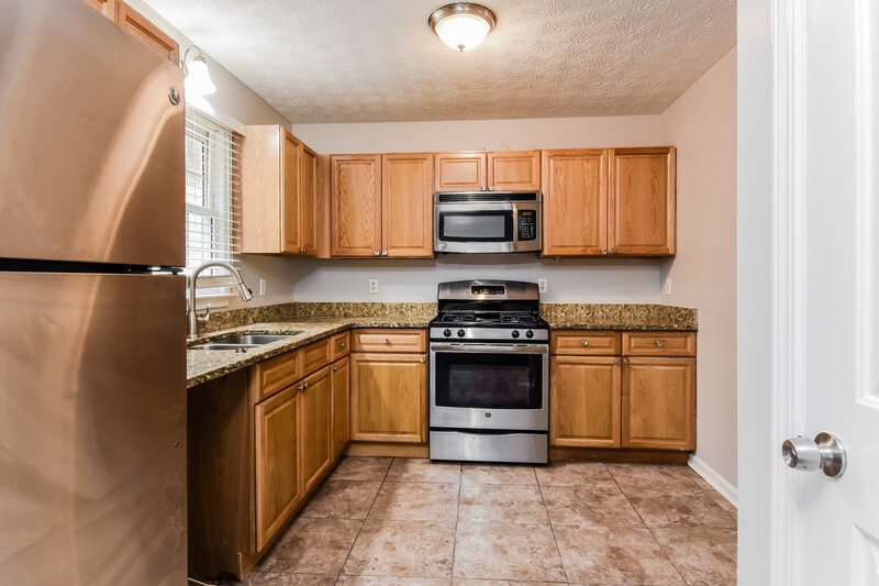 1,875/Mo, 191 Johnstons Way Dallas, GA 30132 Kitchen View