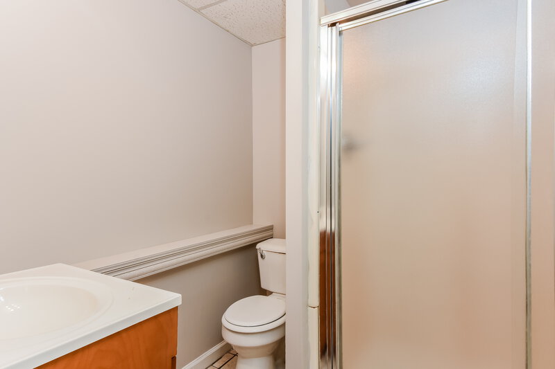 1,875/Mo, 191 Johnstons Way Dallas, GA 30132 Bathroom View