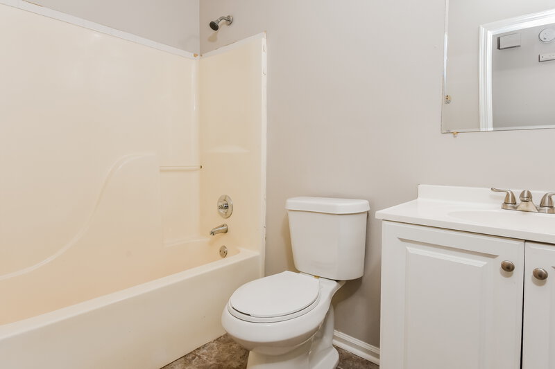 1,875/Mo, 191 Johnstons Way Dallas, GA 30132 Bathroom View 2