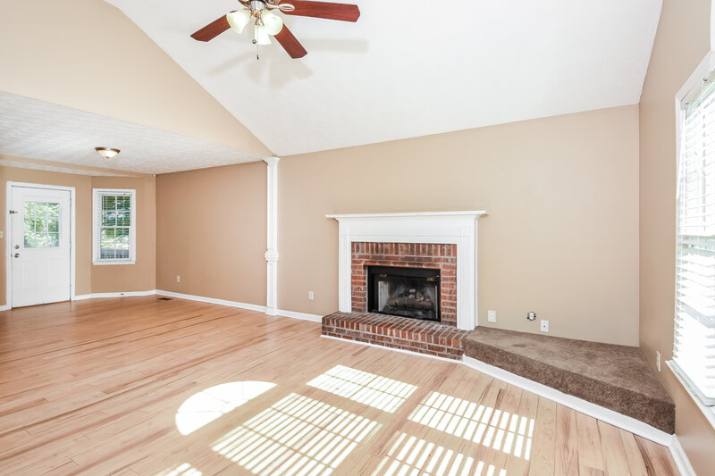 1,770/Mo, 365 Austin Dr Douglasville, GA 30134 Living Room View