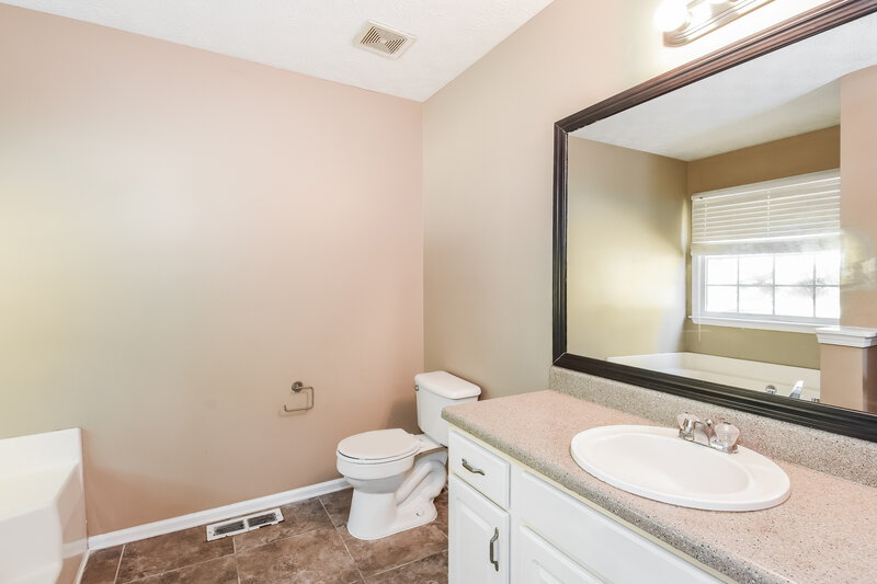1,770/Mo, 365 Austin Dr Douglasville, GA 30134 Main Bathroom View