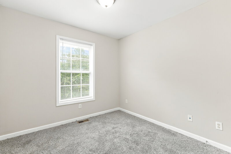 0/Mo, 7406 Grayson Bridge Circle Douglasville, GA 30134 Bedroom View