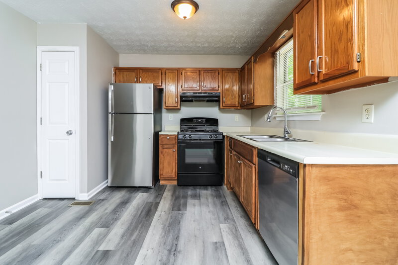 1,655/Mo, 3884 Welham Green Ct Douglasville, GA 30135 Kitchen View