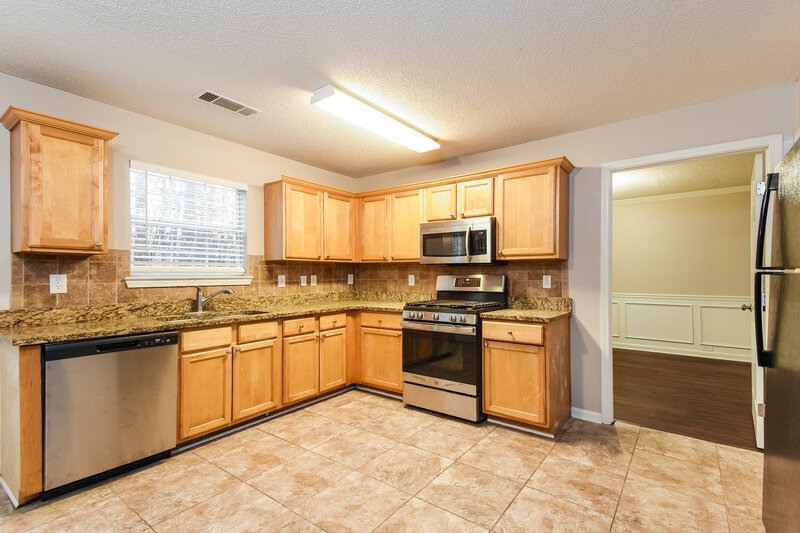 4,050/Mo, 187 Baywood Crossing Hiram, GA 30141 Kitchen View