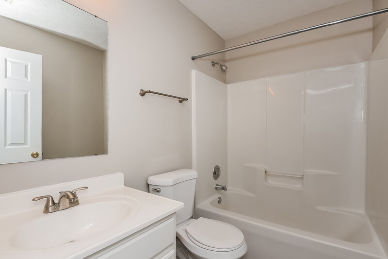 1,885/Mo, 2129 Lindley Ln NW Kennesaw, GA 30144 Bathroom View