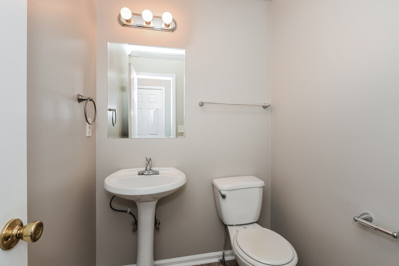 1,885/Mo, 2129 Lindley Ln NW Kennesaw, GA 30144 Bathroom View 2