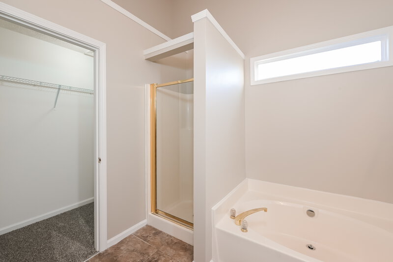 2,175/Mo, 4286 Hathaway Ct NW Kennesaw, GA 30144 Main Bathroom View 2