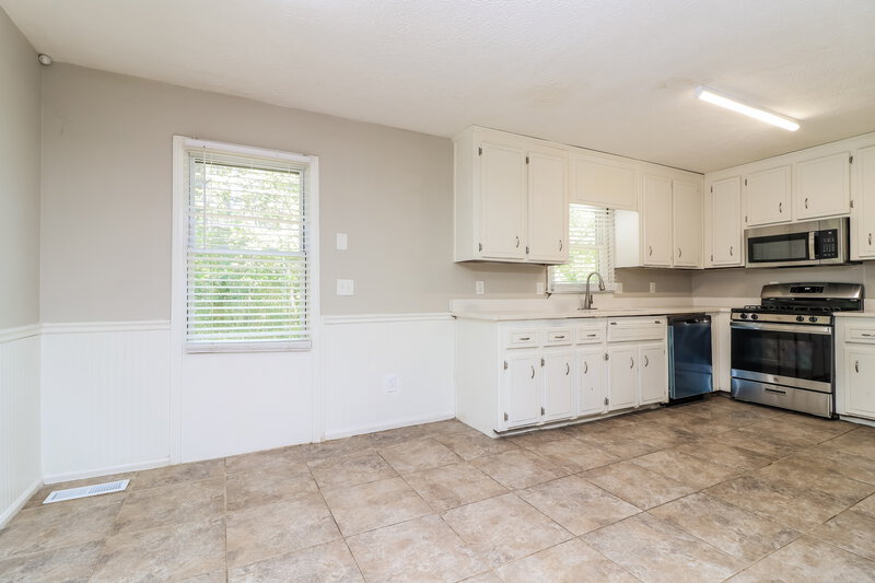 2,040/Mo, 3138 Calumet Circle NW Kennesaw, GA 30152 Dining Room View