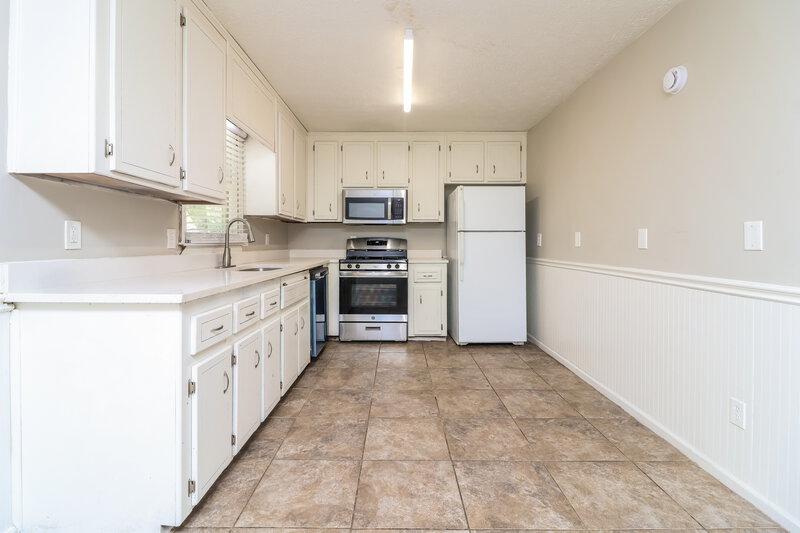 2,040/Mo, 3138 Calumet Circle NW Kennesaw, GA 30152 Kitchen View