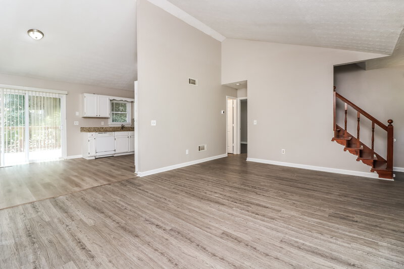 1,945/Mo, 3106 Calumet Circle NW Kennesaw, GA 30152 Living Room View 2