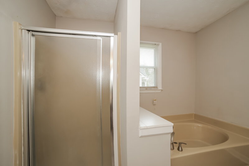 1,920/Mo, 3106 Calumet Circle NW Kennesaw, GA 30152 Master Bathroom View
