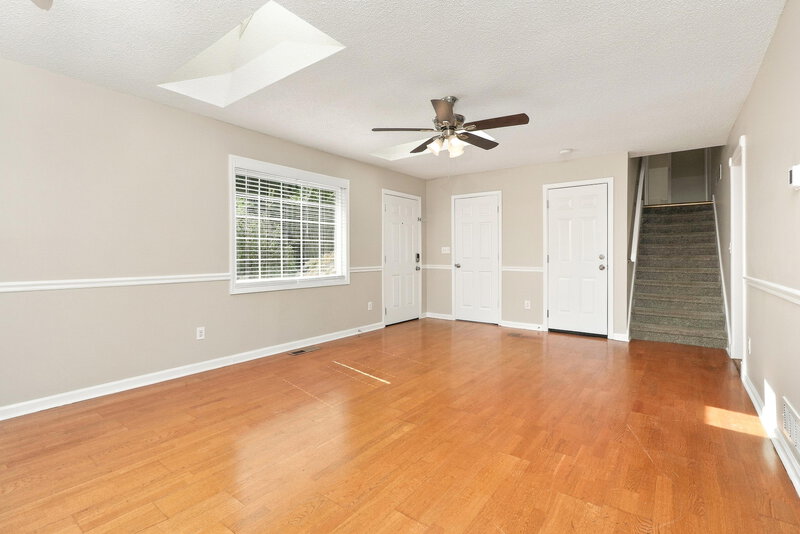 1,755/Mo, 42 Fox Ridge Ct Dallas, GA 30157 Living Room View 2