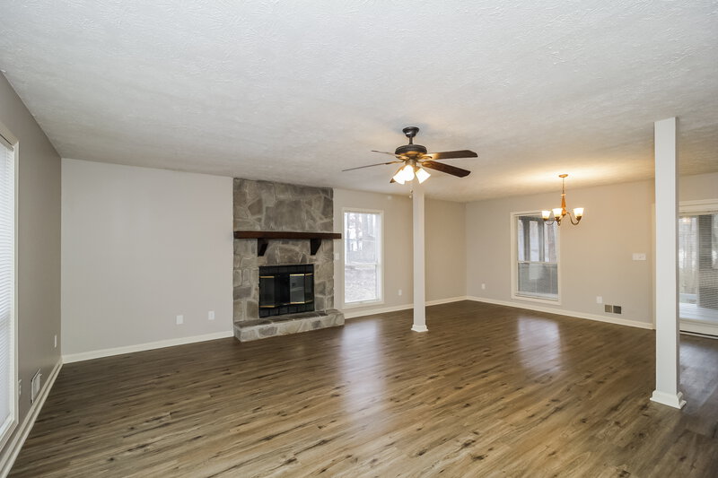 1,875/Mo, 48 Bethany Ct Dallas, GA 30157 Living Room View