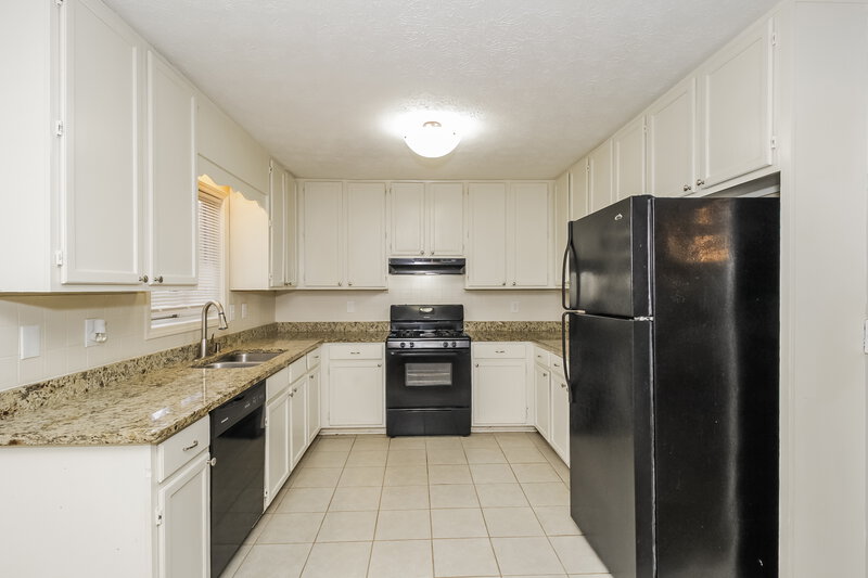 1,875/Mo, 48 Bethany Ct Dallas, GA 30157 Kitchen View