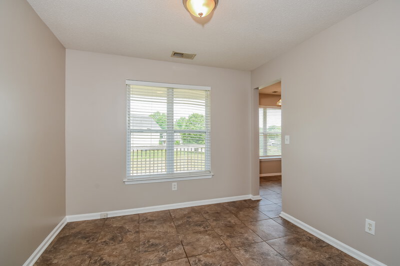 1,910/Mo, 61 Lazy Water Dr Dallas, GA 30157 Dining Room View