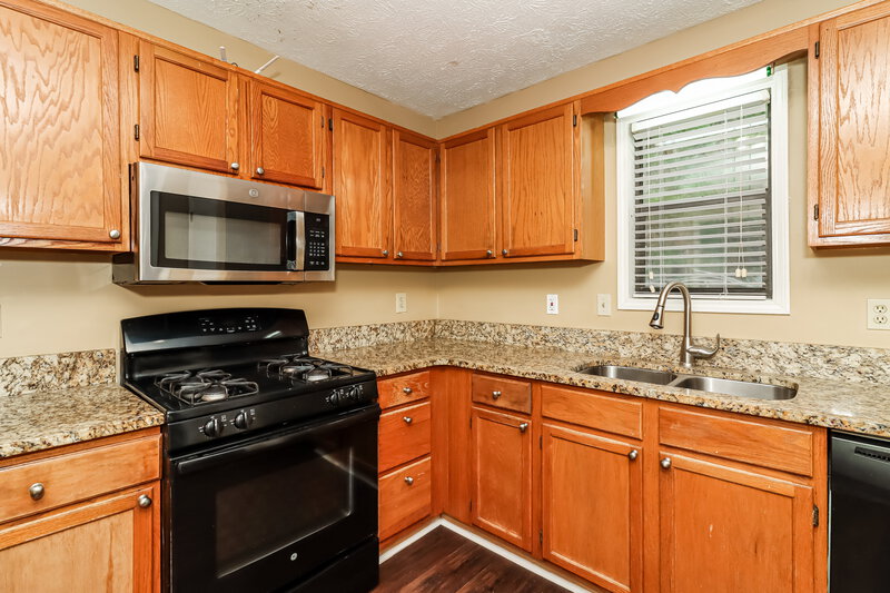 2,030/Mo, 1204 Trout Dr Woodstock, GA 30189 Kitchen View 2