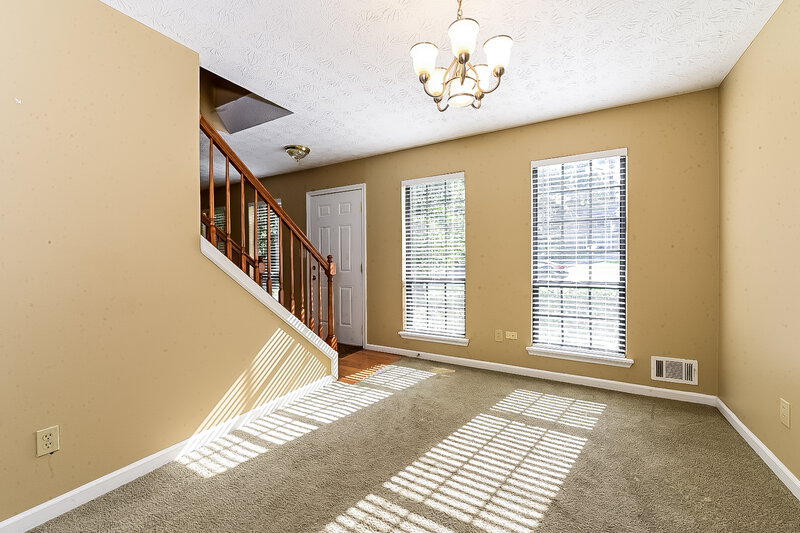 1,680/Mo, 887 Forest Pointe Way Jonesboro, GA 30238 Dining Room View