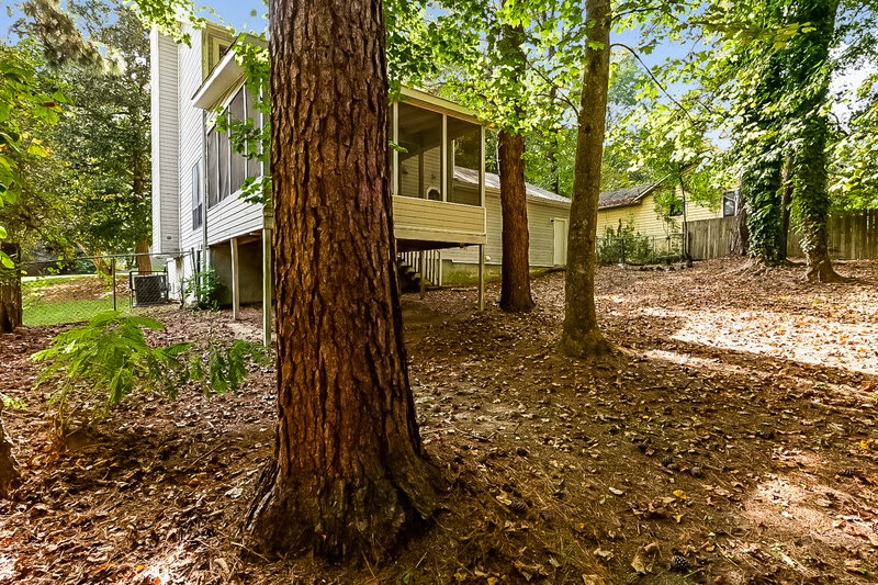 1,680/Mo, 887 Forest Pointe Way Jonesboro, GA 30238 Rear View