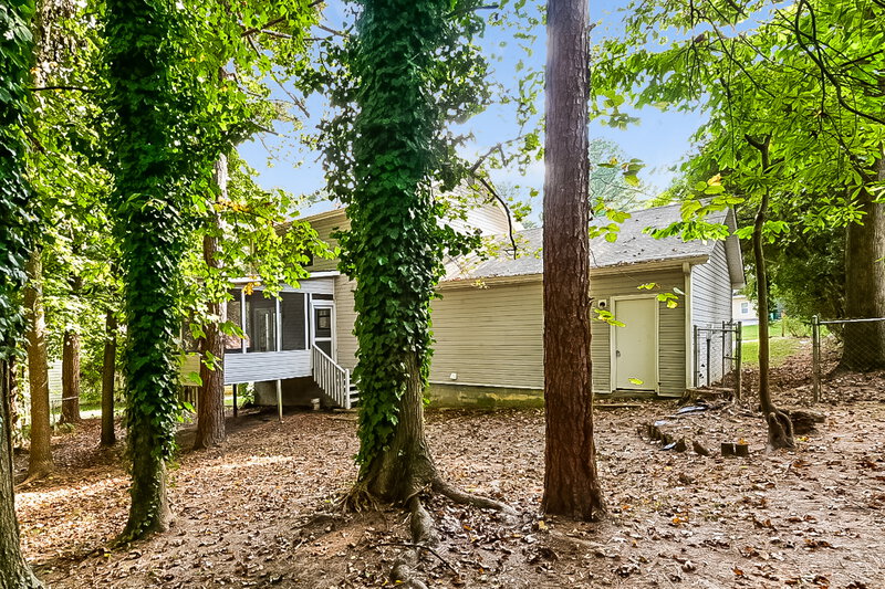 1,680/Mo, 887 Forest Pointe Way Jonesboro, GA 30238 Rear View 4