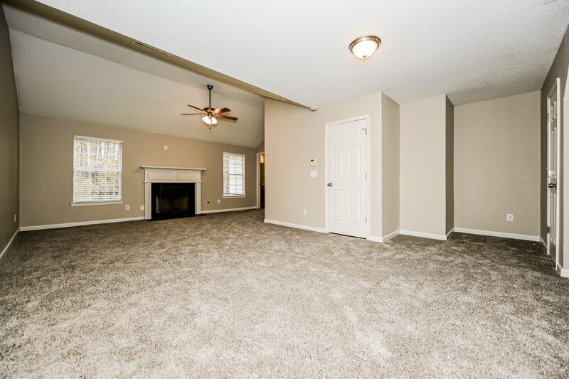 2,095/Mo, 833 Kohl Dr McDonough, GA 30253 Main Bedroom View