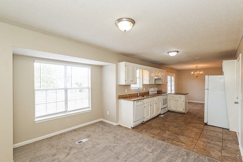 1,750/Mo, 641 Carlton Rd Palmetto, GA 30268 Dining Room View