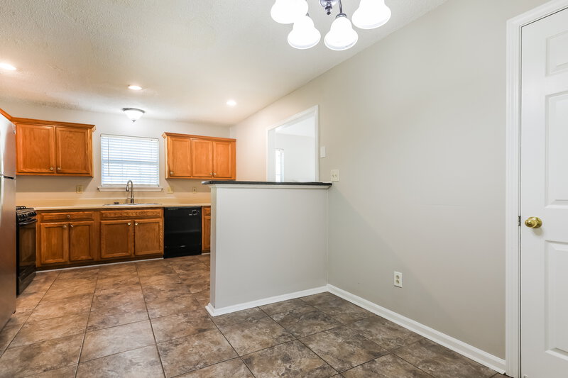 1,830/Mo, 3302 Bells Landing Dr Rex, GA 30273 Dining Room View