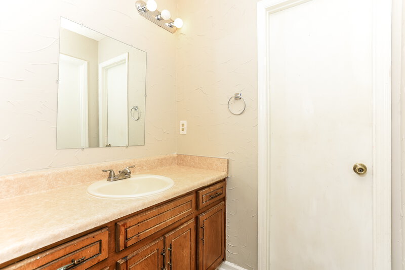 1,855/Mo, 202 Northbridge Dr Stockbridge, GA 30281 Main Bathroom View 2