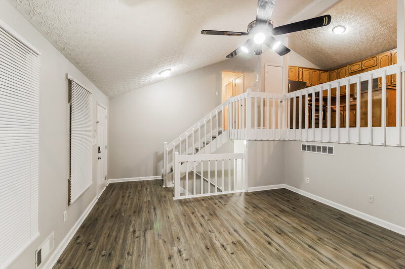 1,995/Mo, 413 Azalea Dr Stockbridge, GA 30281 Living Room View 2