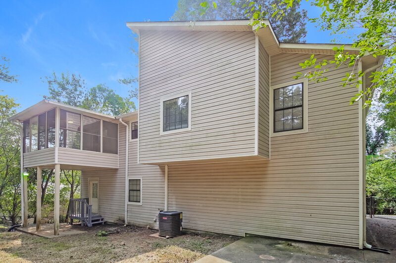 1,995/Mo, 413 Azalea Dr Stockbridge, GA 30281 Rear View