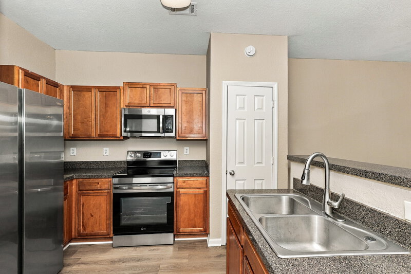 1,930/Mo, 4689 Ravenwood Loop Union City, GA 30291 Kitchen View