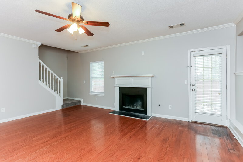 2,140/Mo, 3856 Micah Ln Ellenwood, GA 30294 Living Room View