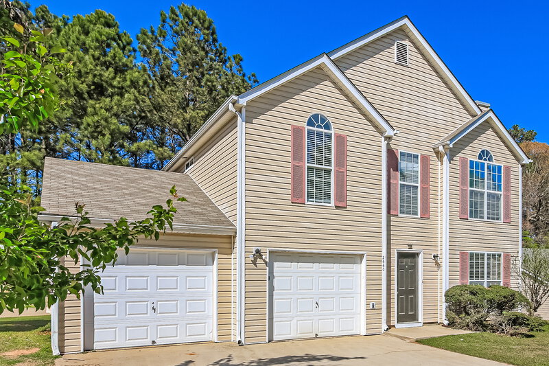 1,945/Mo, 2660 Brenston Dr Ellenwood, GA 30294 Front View