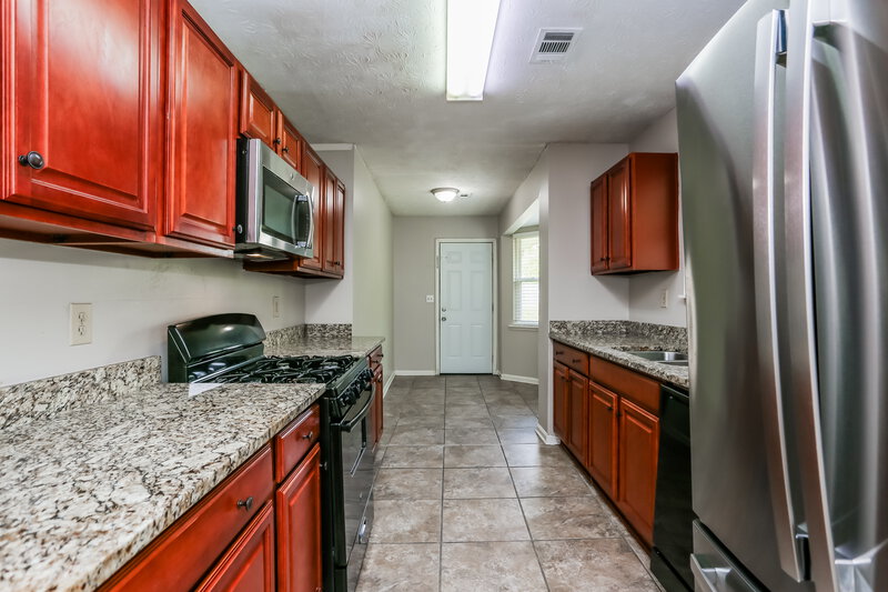1,795/Mo, 6684 Judy Ln Riverdale, GA 30296 Kitchen View