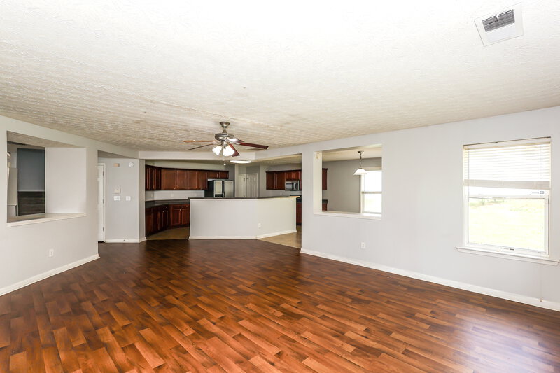 2,465/Mo, 2894 Edgewater St SW Atlanta, GA 30331 Living Room View 2
