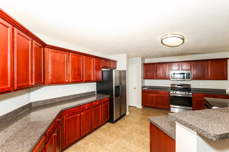 2,465/Mo, 2894 Edgewater St SW Atlanta, GA 30331 Kitchen View
