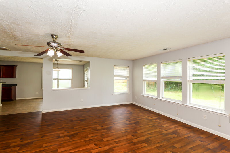 2,465/Mo, 2894 Edgewater St SW Atlanta, GA 30331 Family Room View