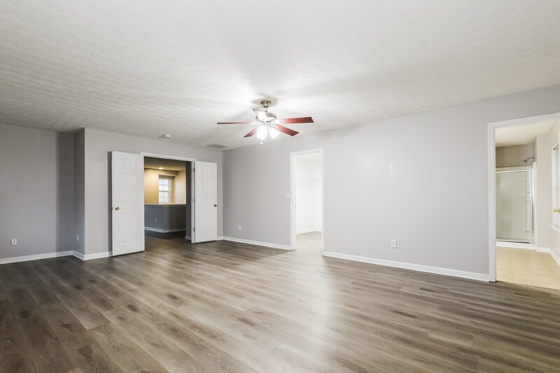 2,160/Mo, 2894 Edgewater St SW Atlanta, GA 30331 Main Bedroom View