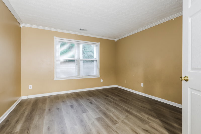 2,160/Mo, 2894 Edgewater St SW Atlanta, GA 30331 Bedroom View