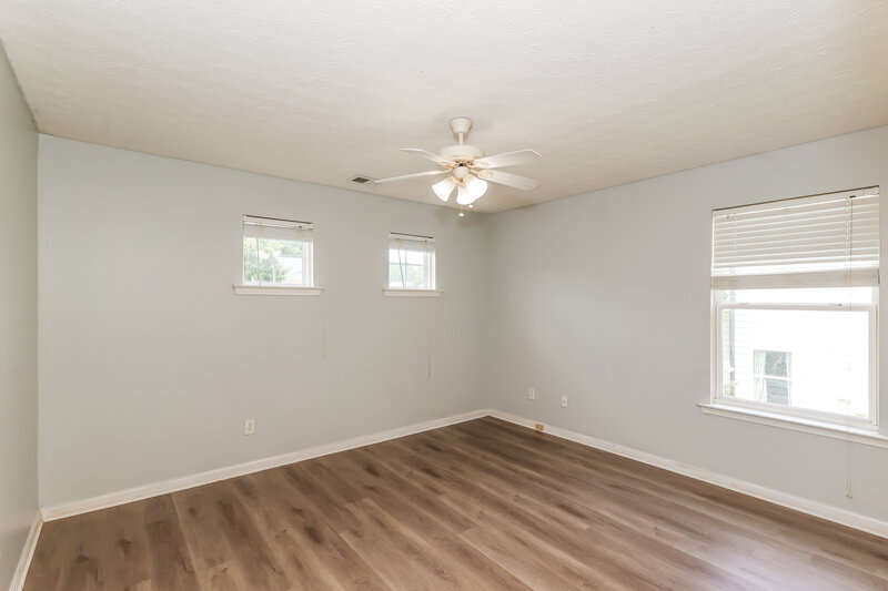 2,465/Mo, 2894 Edgewater St SW Atlanta, GA 30331 Bedroom View