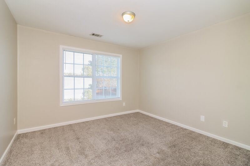 2,915/Mo, 5224 Lexmark Circle SW Atlanta, GA 30331 Bedroom View 2