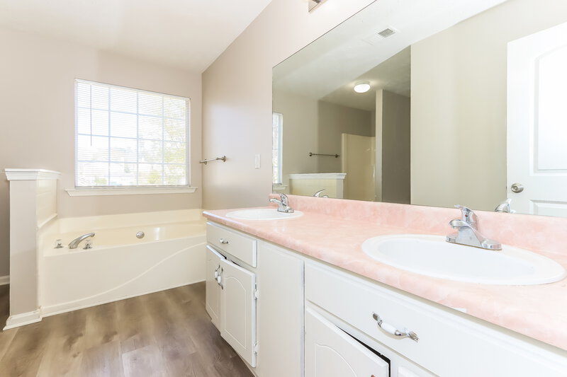 1,990/Mo, 833 Rock Shoals Ct Atlanta, GA 30349 Misc View 10