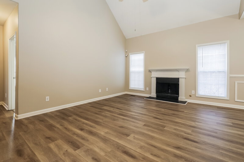 2,790/Mo, 3740 Will Lee Rd Atlanta, GA 30349 Living Room View