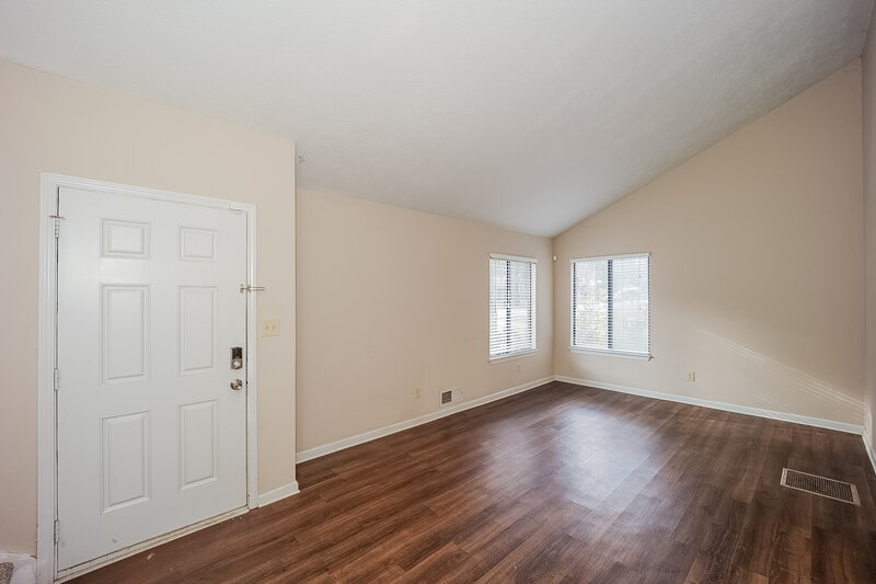 1,700/Mo, 6300 Beaver Creek Trail Atlanta, GA 30349 Living Room View