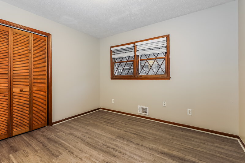 1,895/Mo, 5380 Morning Creek Circle Atlanta, GA 30349 Bedroom View 5