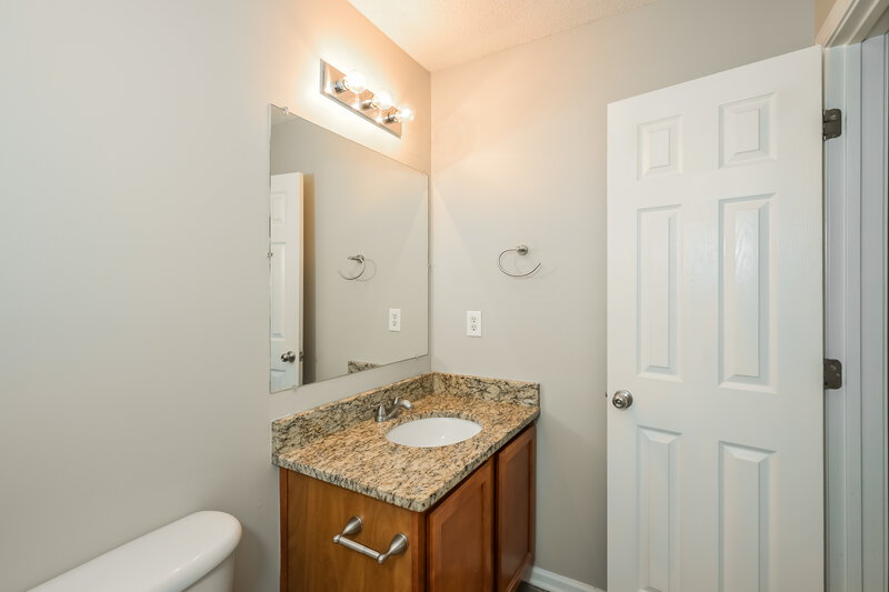 2,010/Mo, 225 Armas Pl Atlanta, GA 30349 Bathroom View